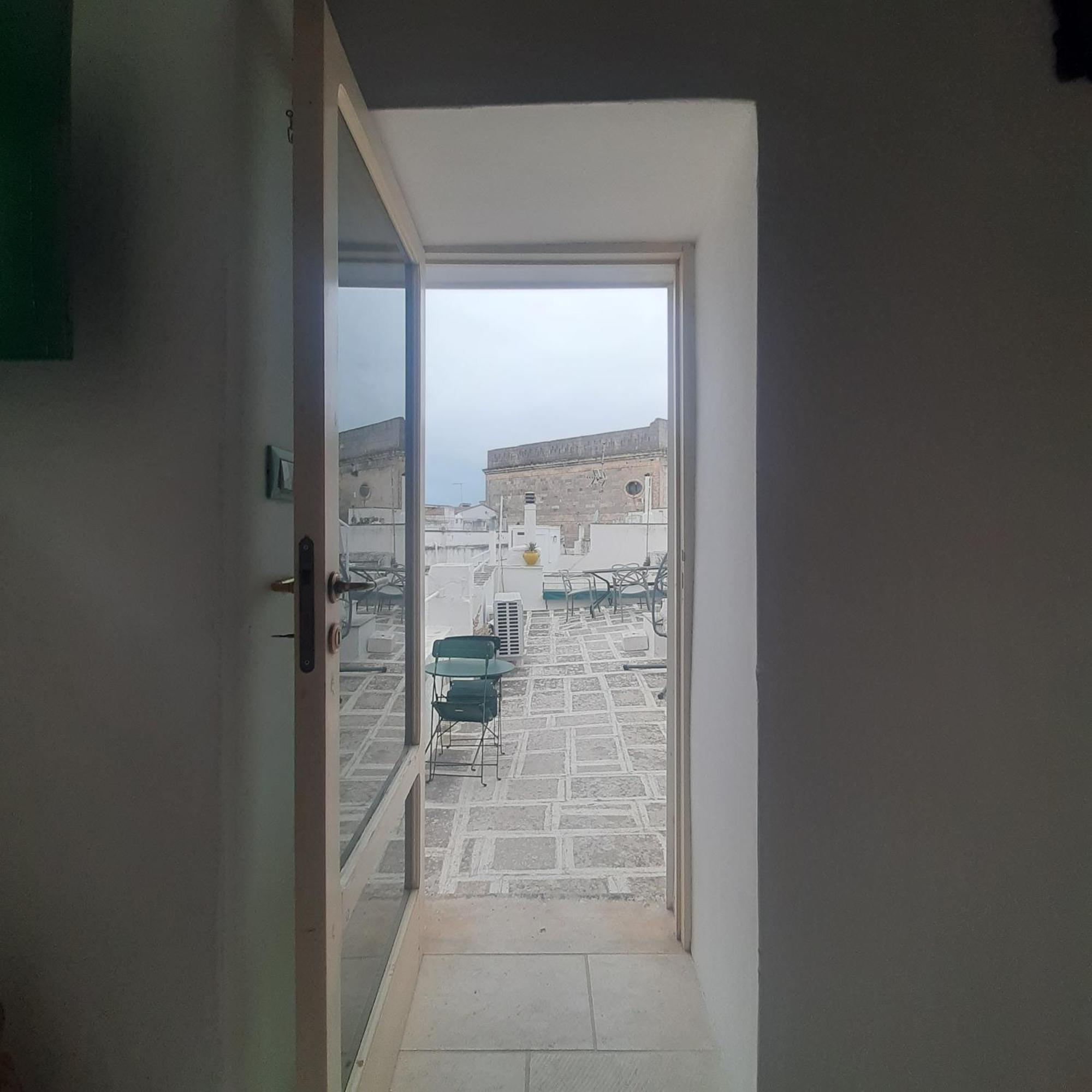 Dimora Lavinia Casa Vacanze Centro Storico Ostuni Exterior foto